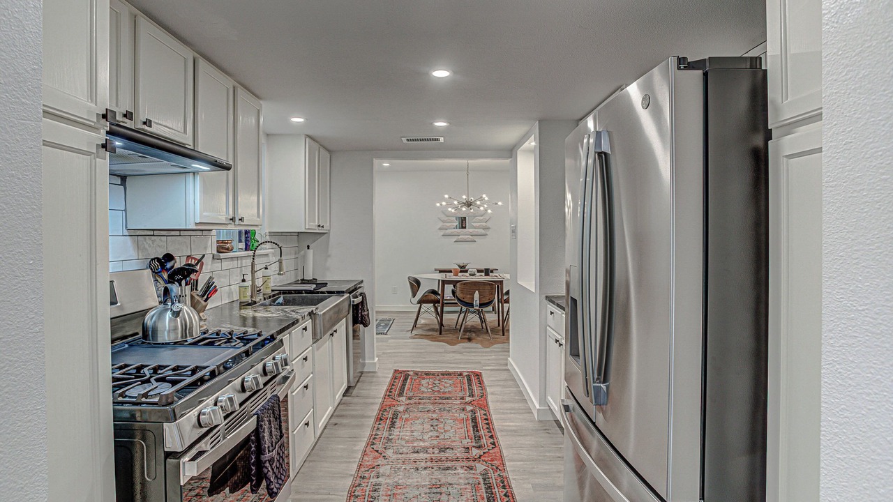 Photo of Kitchen in Lakeland Park