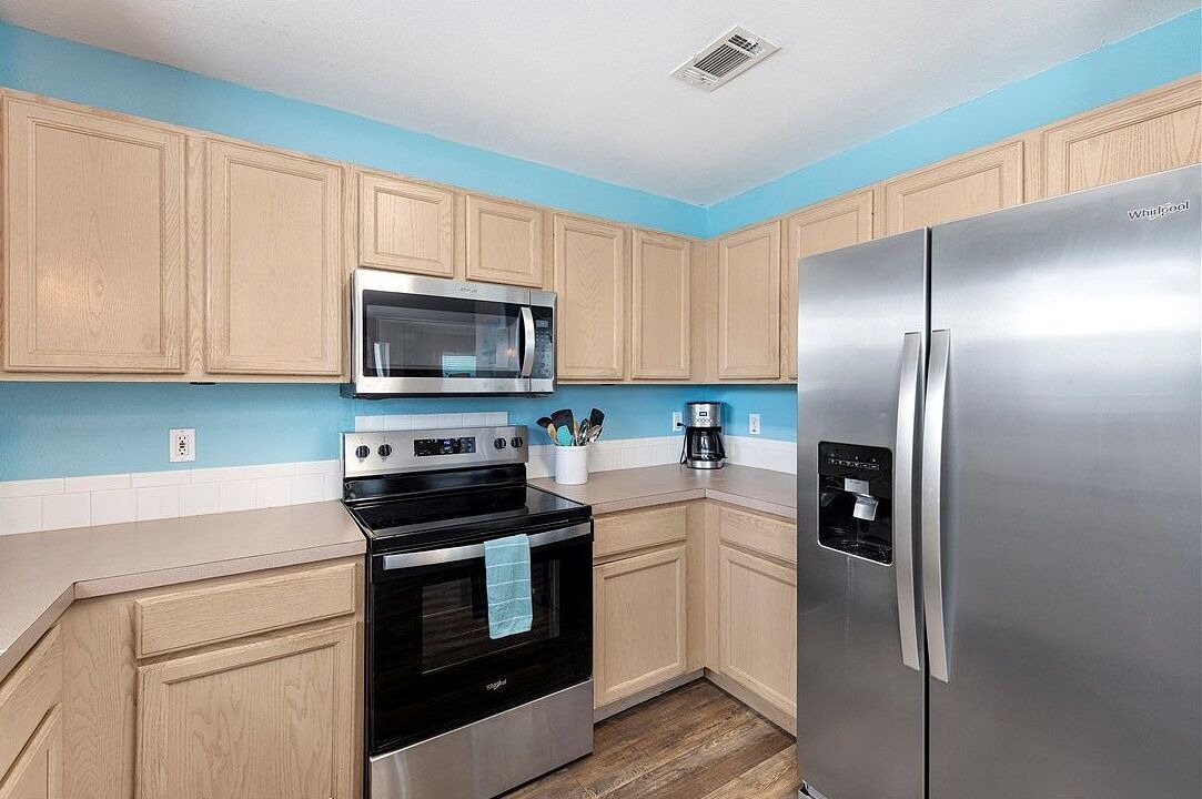 Photo of Kitchen in Leeward Sands
