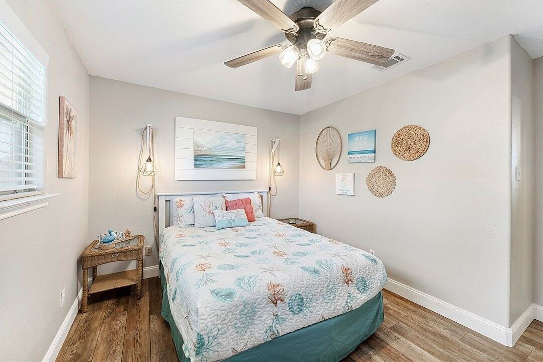 Photo of Bedroom in Leeward Sands