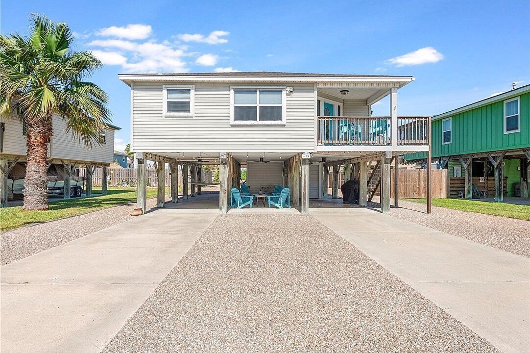 Photo of Outdoor in Leeward Sands