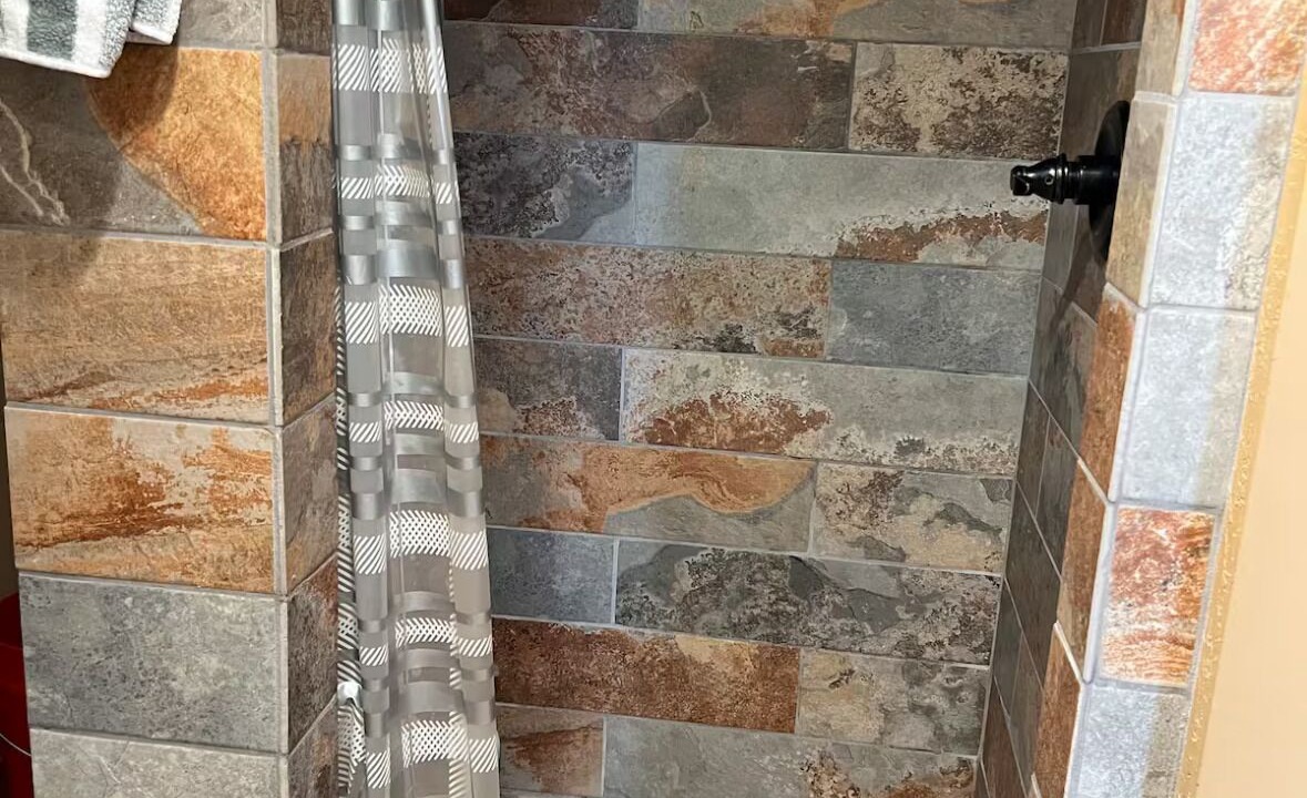 Photo of Bathroom in Chiloquin
