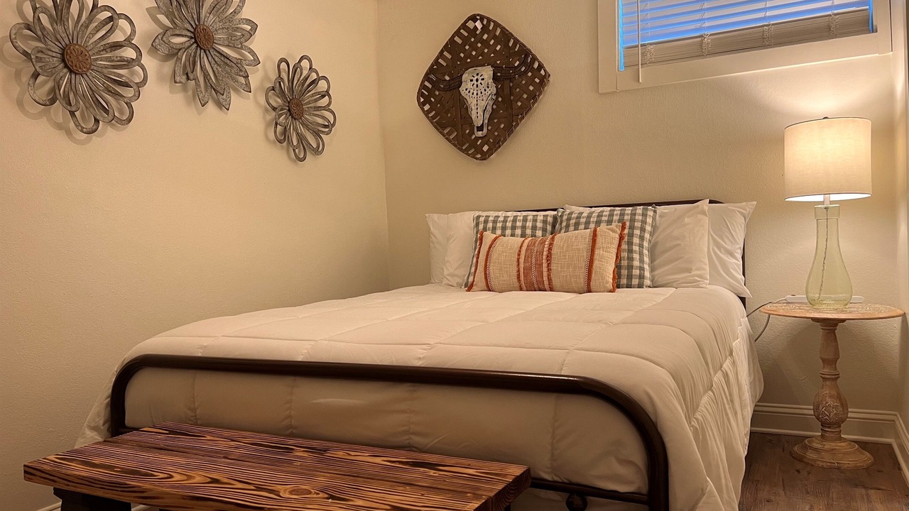 Photo of Bedroom in Hot Springs