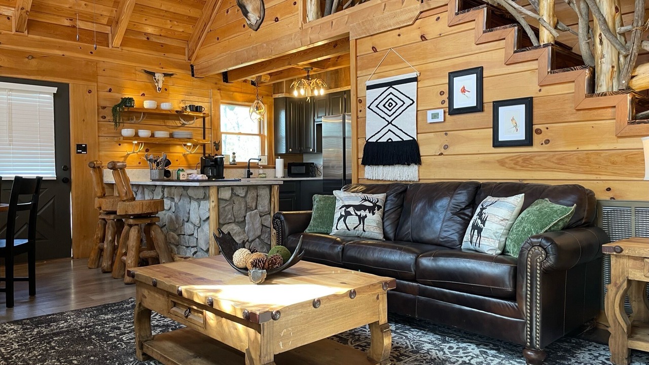 Photo of Livingroom in Hot Springs