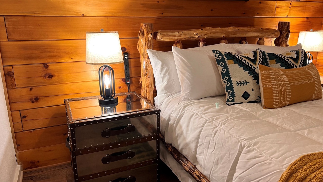 Photo of Bedroom in Hot Springs