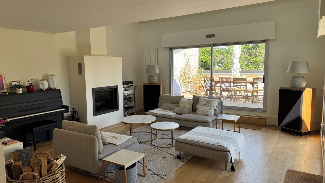 Photo of Livingroom in Garches