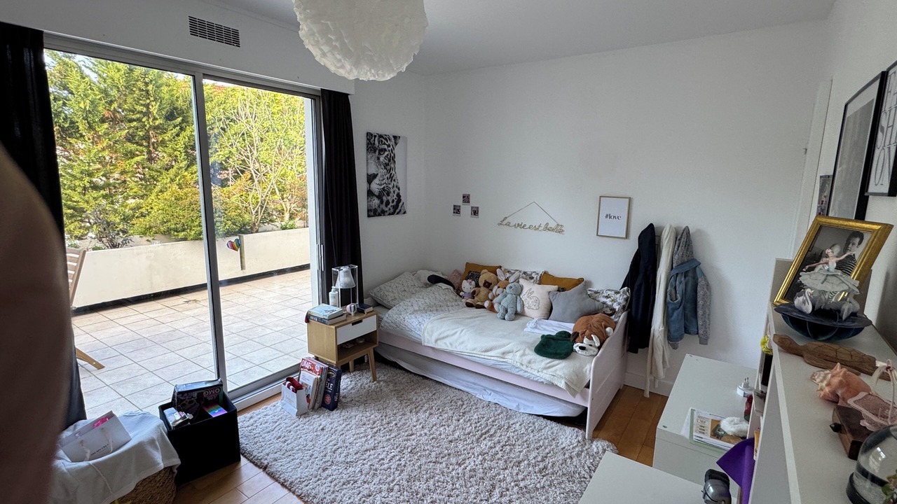 Photo of Bedroom in Garches