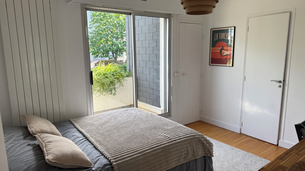 Photo of Bedroom in Garches