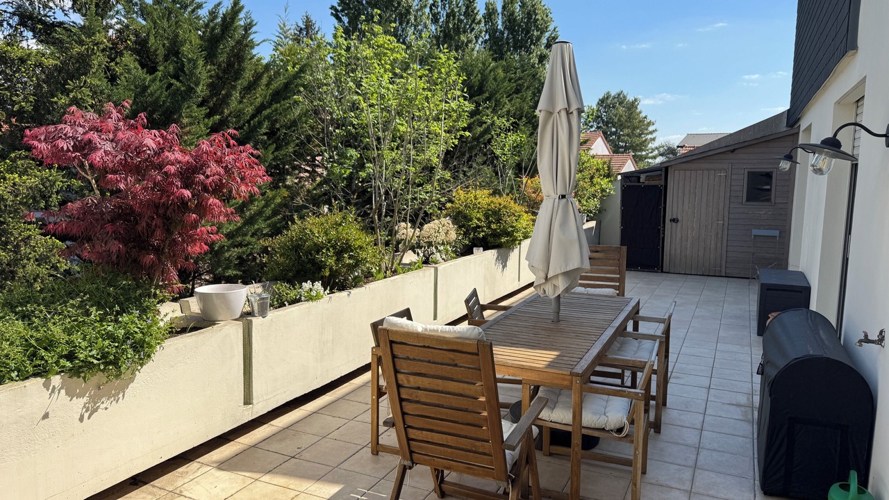 Photo of Outdoor in Garches