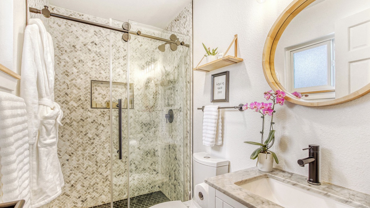 Photo of Bathroom in Park East