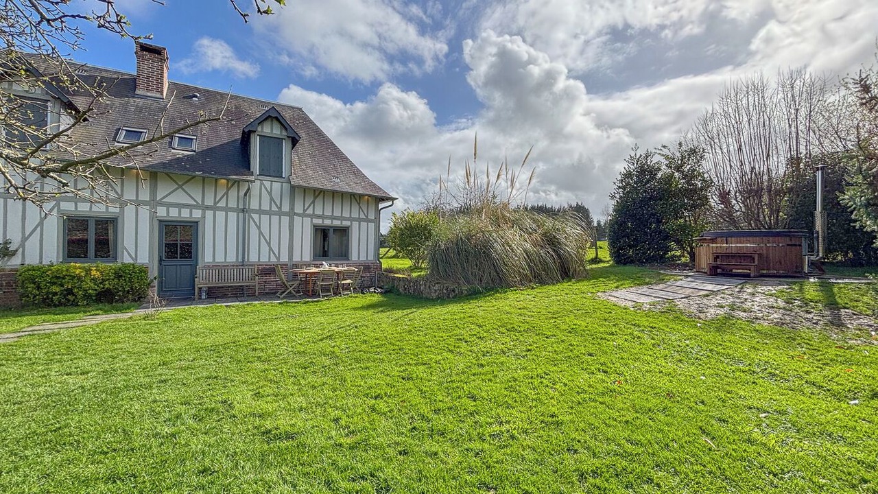 Photo of Outdoor in Manneville-la-Raoult