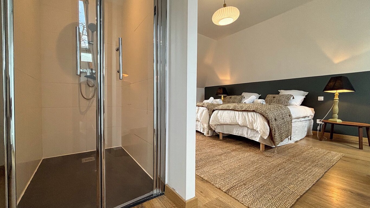 Photo of Bedroom in Manneville-la-Raoult