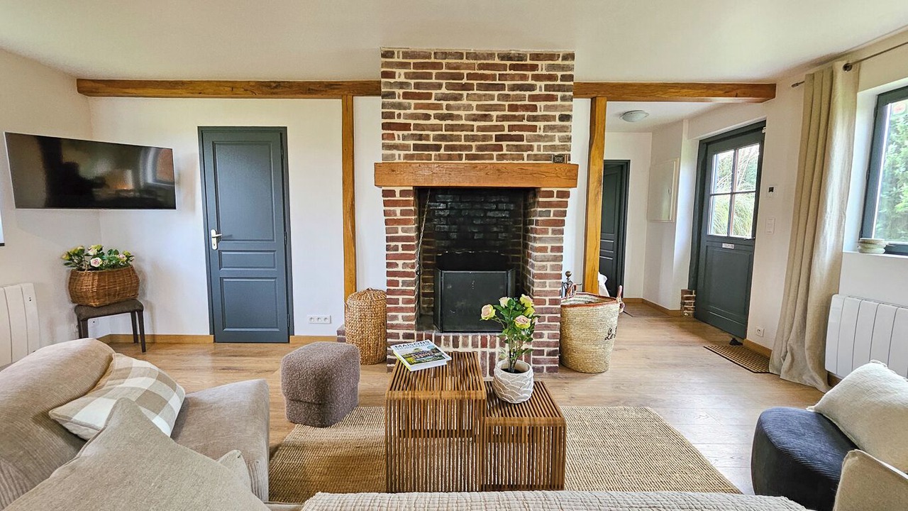 Photo of Livingroom in Manneville-la-Raoult