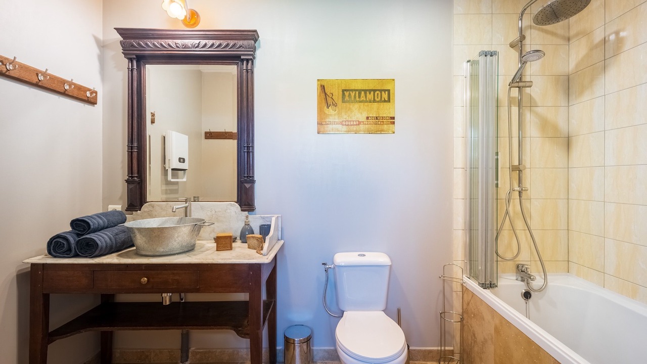 Photo of Bathroom in Dhuys et Morin-en-Brie