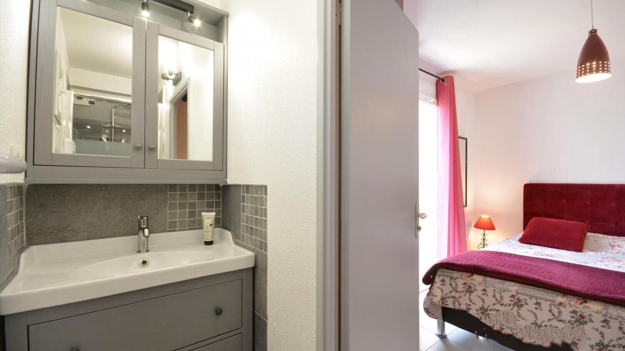Photo of Bathroom in Saint-Saturnin-les-Avignon