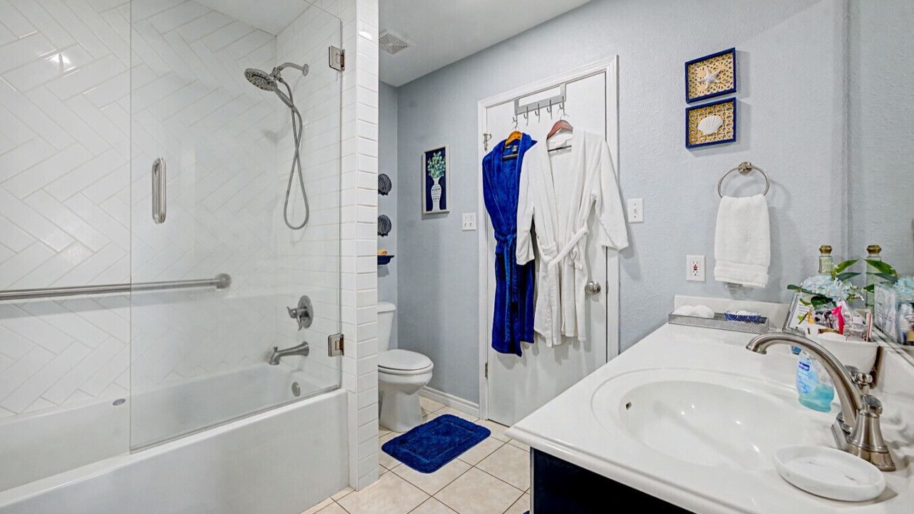 Photo of Bathroom in Jasper