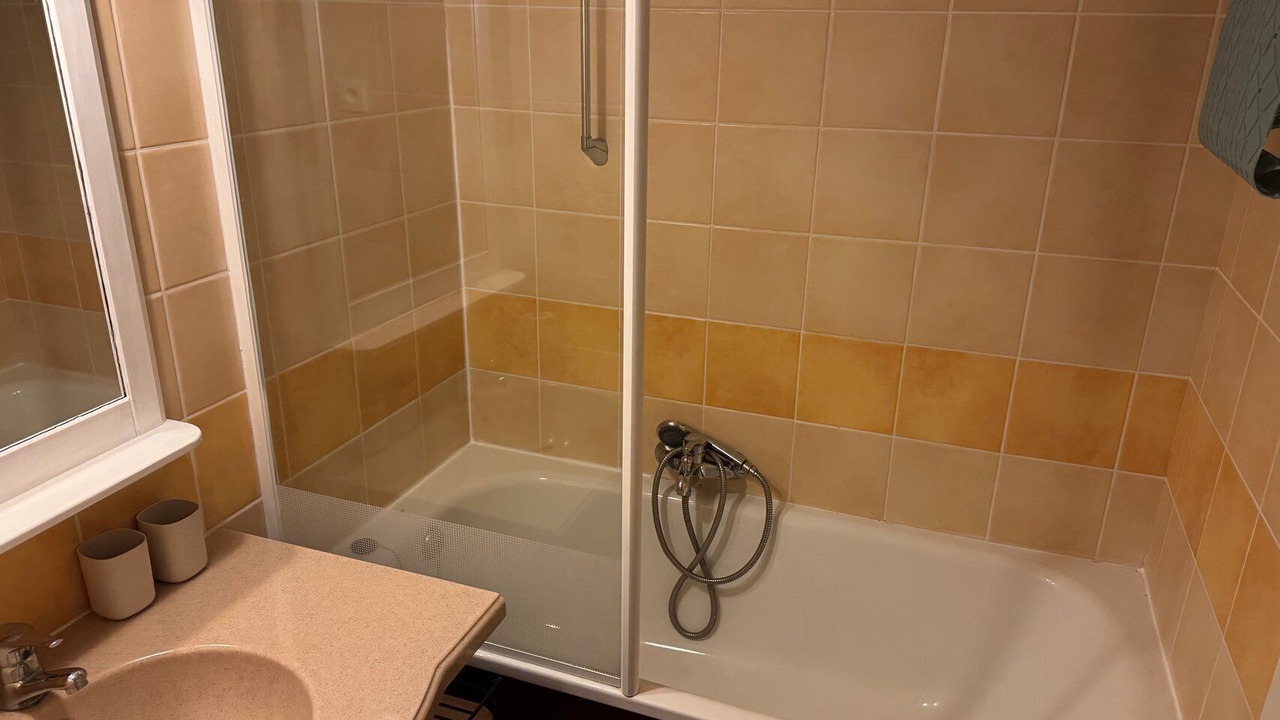 Photo of Bathroom in Monflanquin