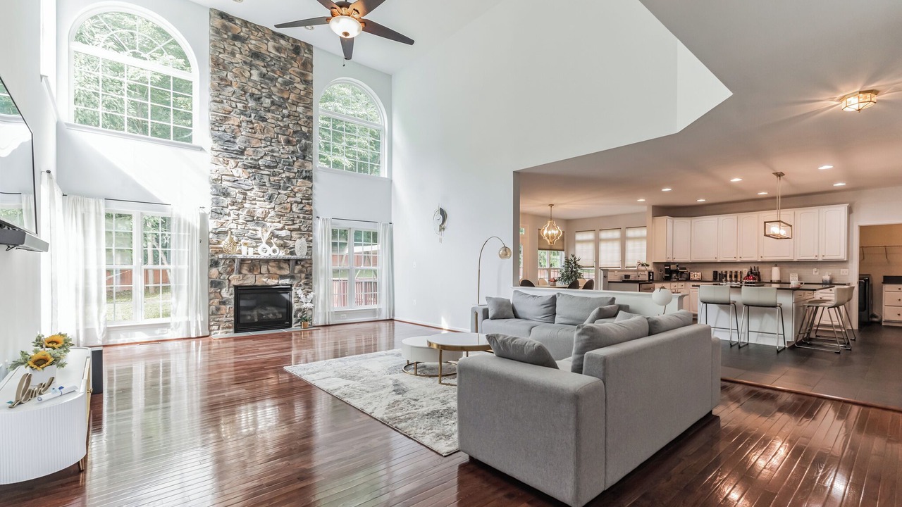 Photo of Livingroom in Dale City