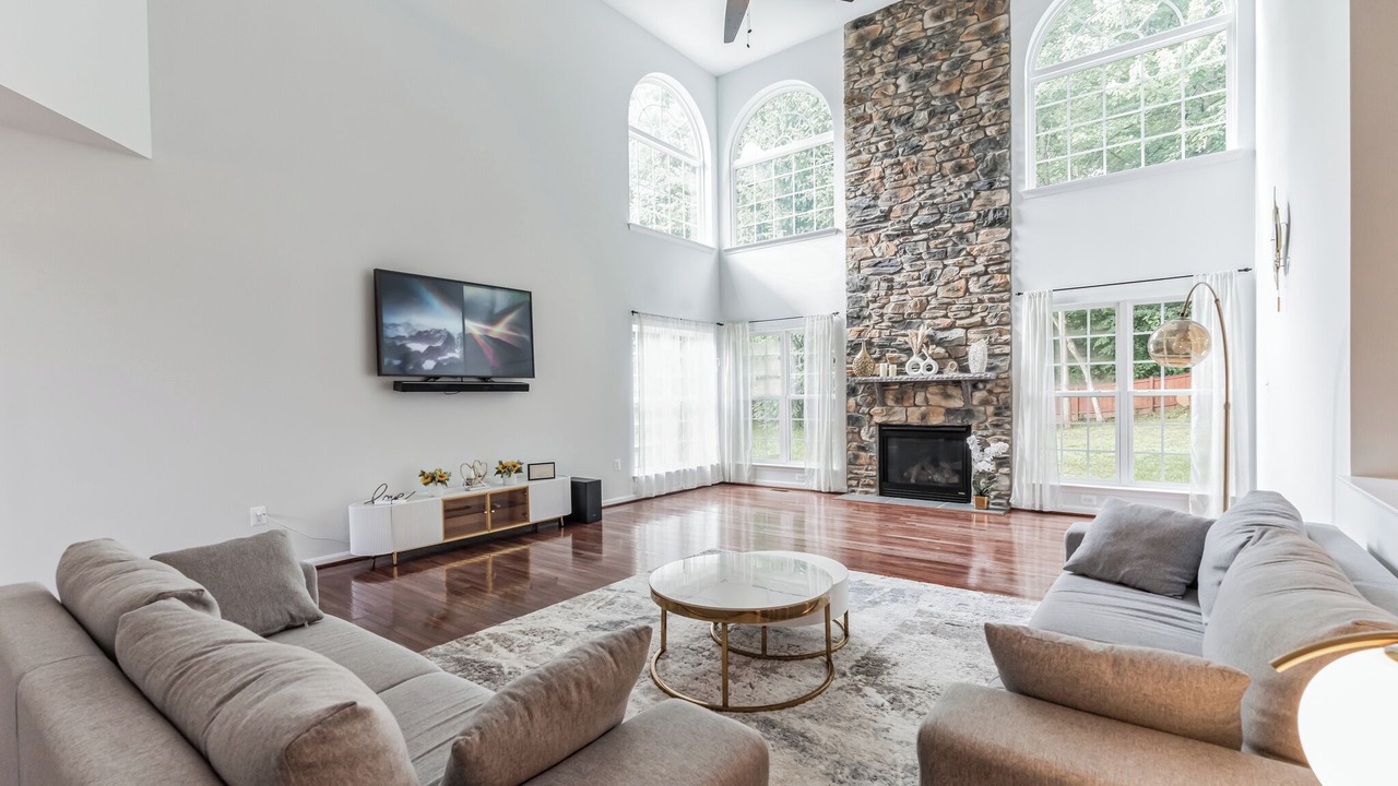 Photo of Livingroom in Dale City