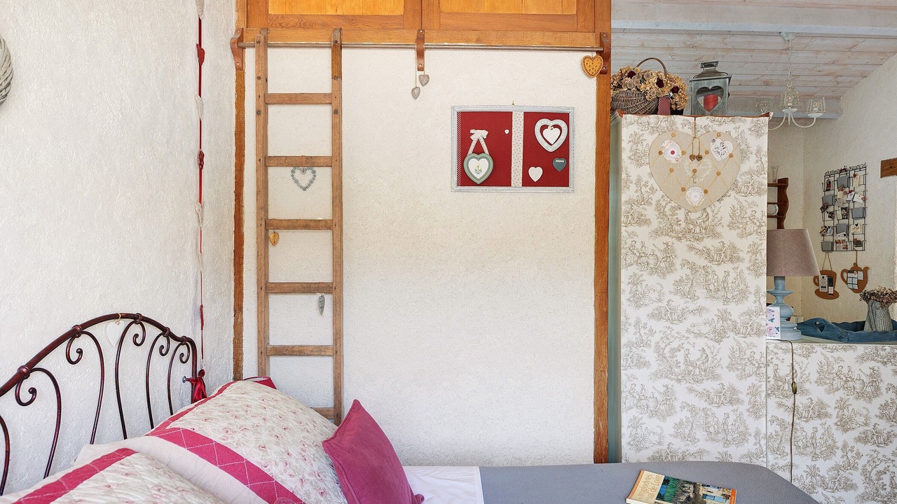 Photo of Bedroom in Montreuil-Bellay