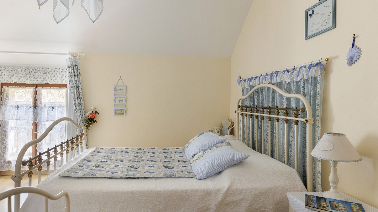 Photo of Bedroom in Montreuil-Bellay