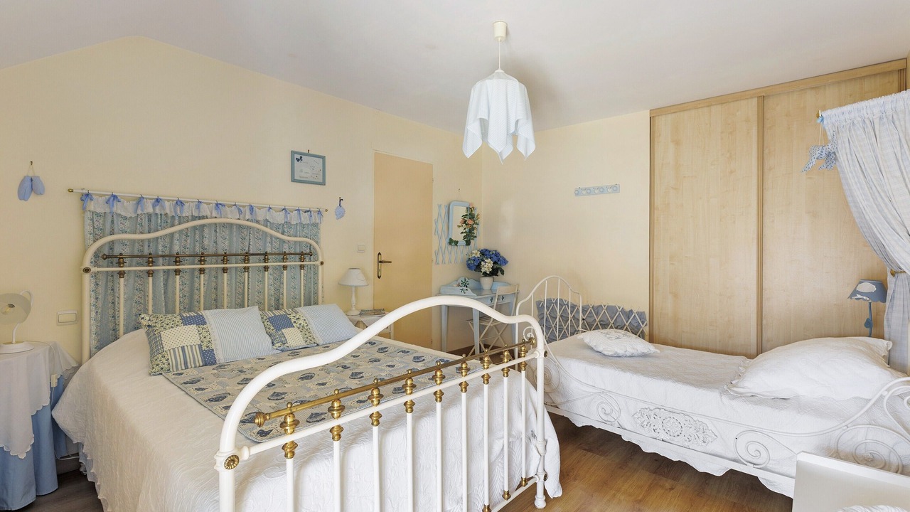 Photo of Bedroom in Montreuil-Bellay