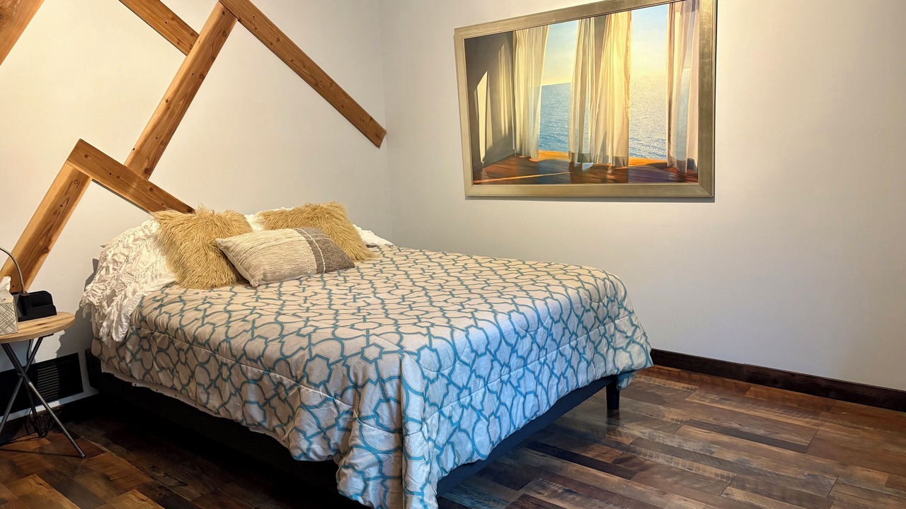 Photo of Bedroom in Columbia