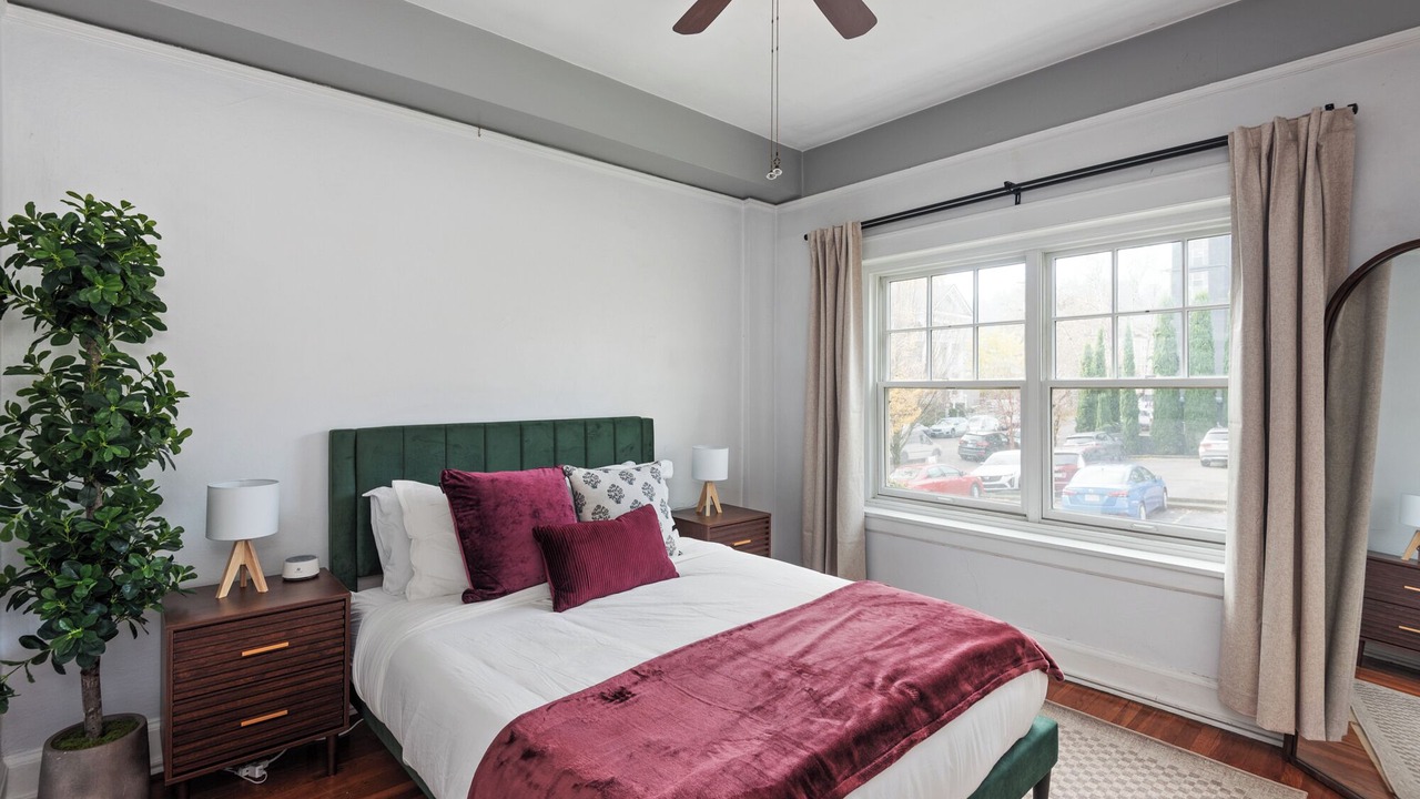 Photo of Bedroom in Nob Hill