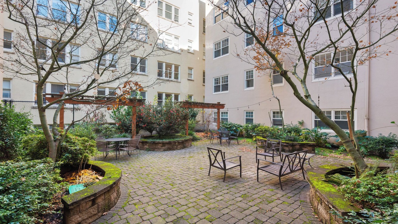 Photo of Outdoor in Nob Hill