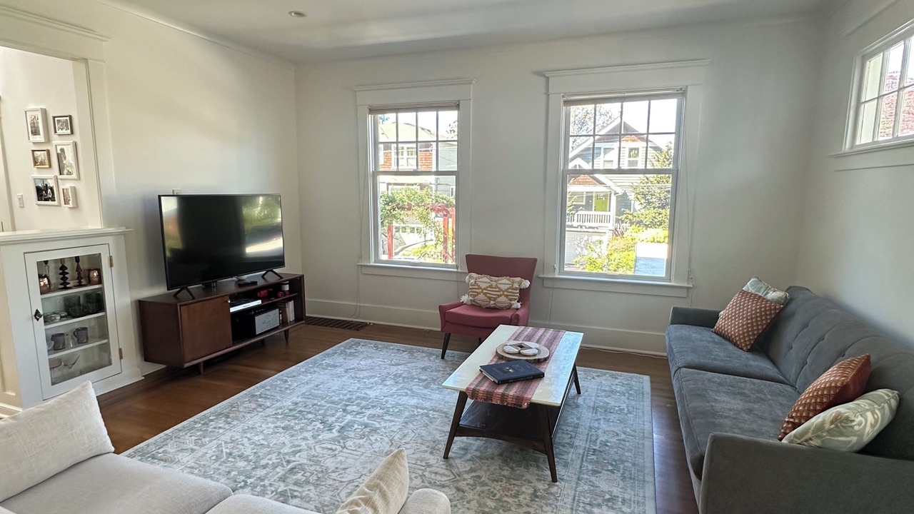 Photo of Livingroom in Phinney Ridge
