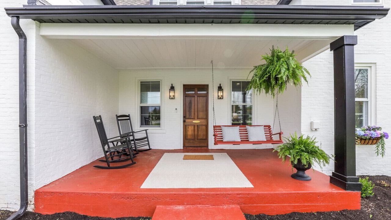 Photo of Patio Balcony in Lewis Center