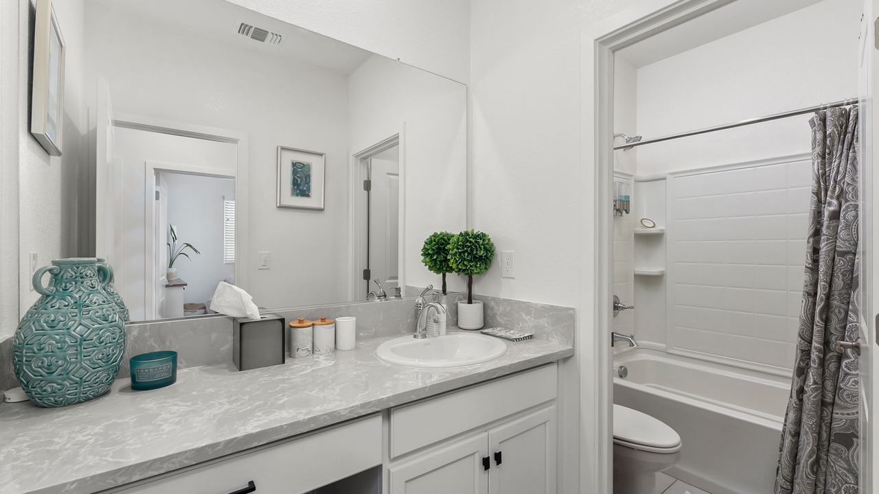 Photo of Bathroom in North Natomas