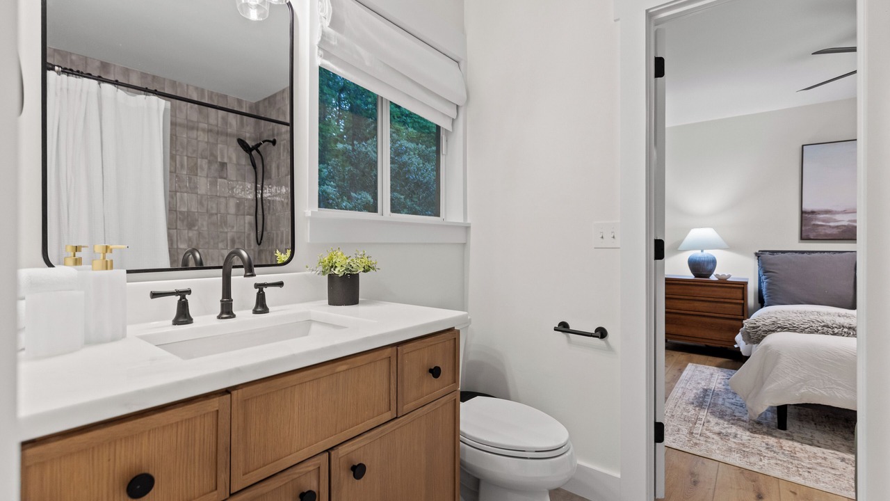Photo of Bathroom in Soddy-Daisy