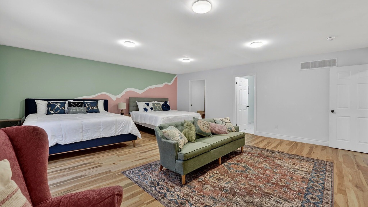 Photo of Bedroom in Port Colborne