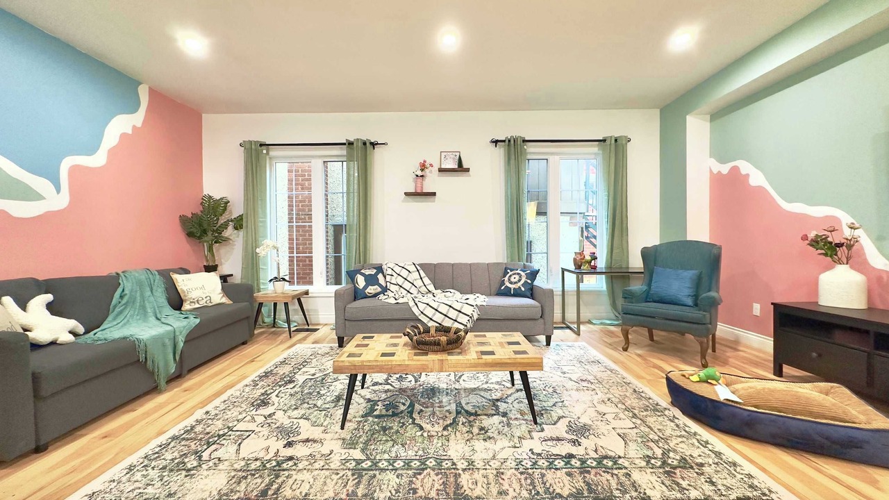 Photo of Livingroom in Port Colborne