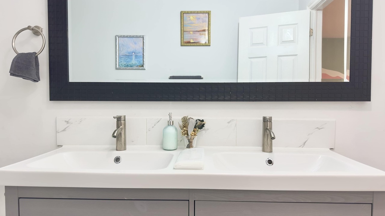 Photo of Bathroom in Port Colborne