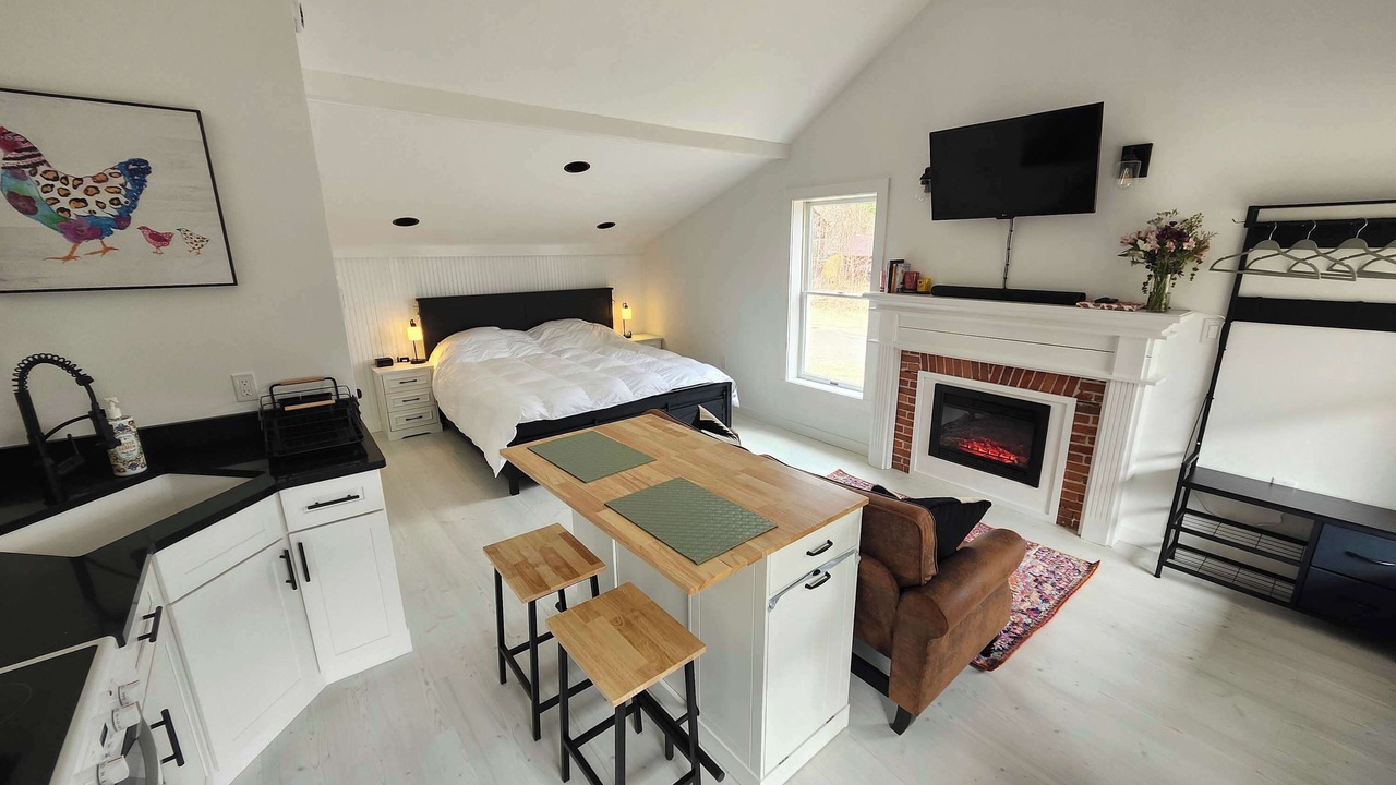Photo of Livingroom in Willsboro