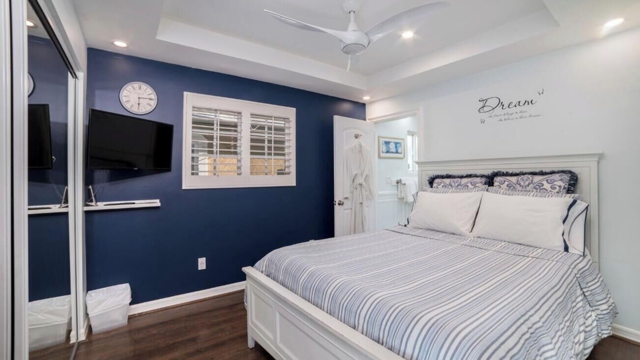 Photo of Bedroom in South Redondo