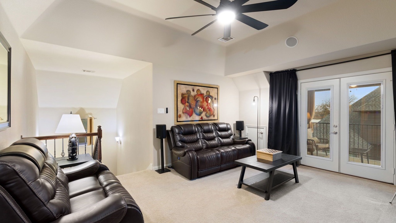 Photo of Livingroom in Hurst