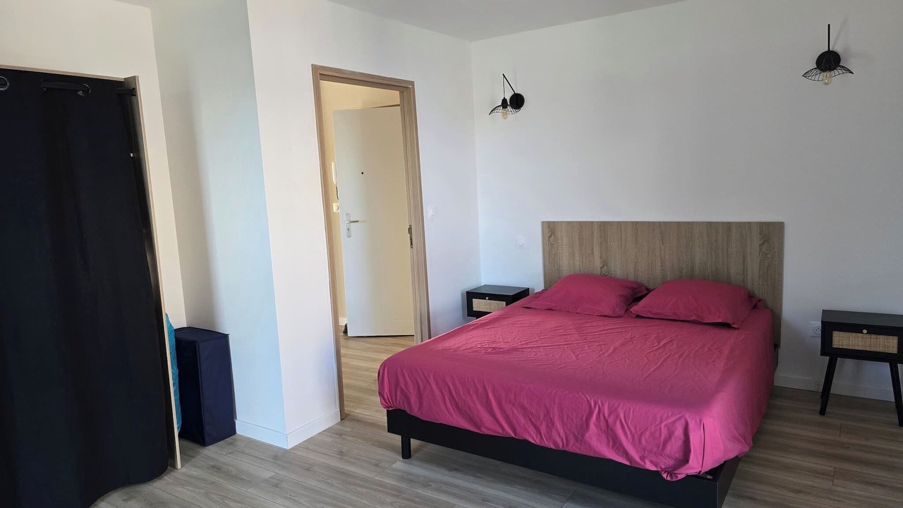 Photo of Bedroom in Longuenesse