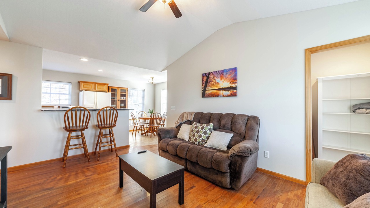 Photo of Livingroom in Hartsburg