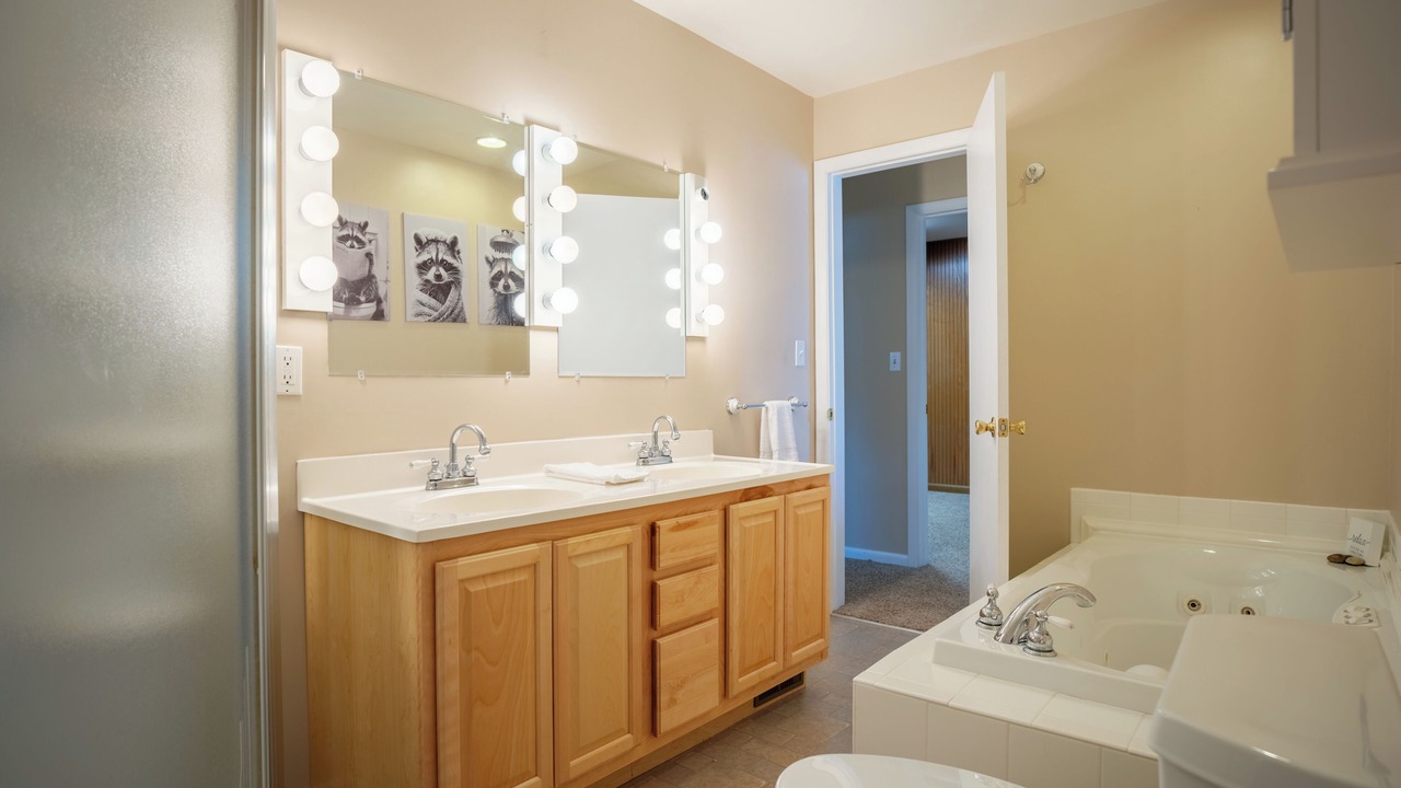 Photo of Bathroom in Paw Paw