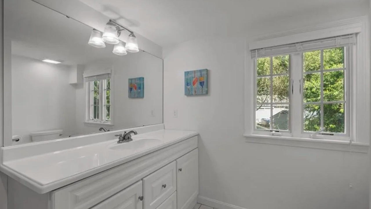 Photo of Bathroom in Saunderstown