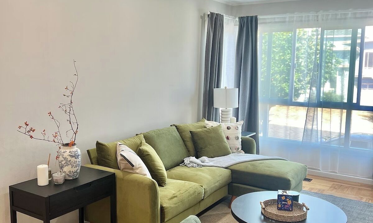 Photo of Livingroom in Westlake