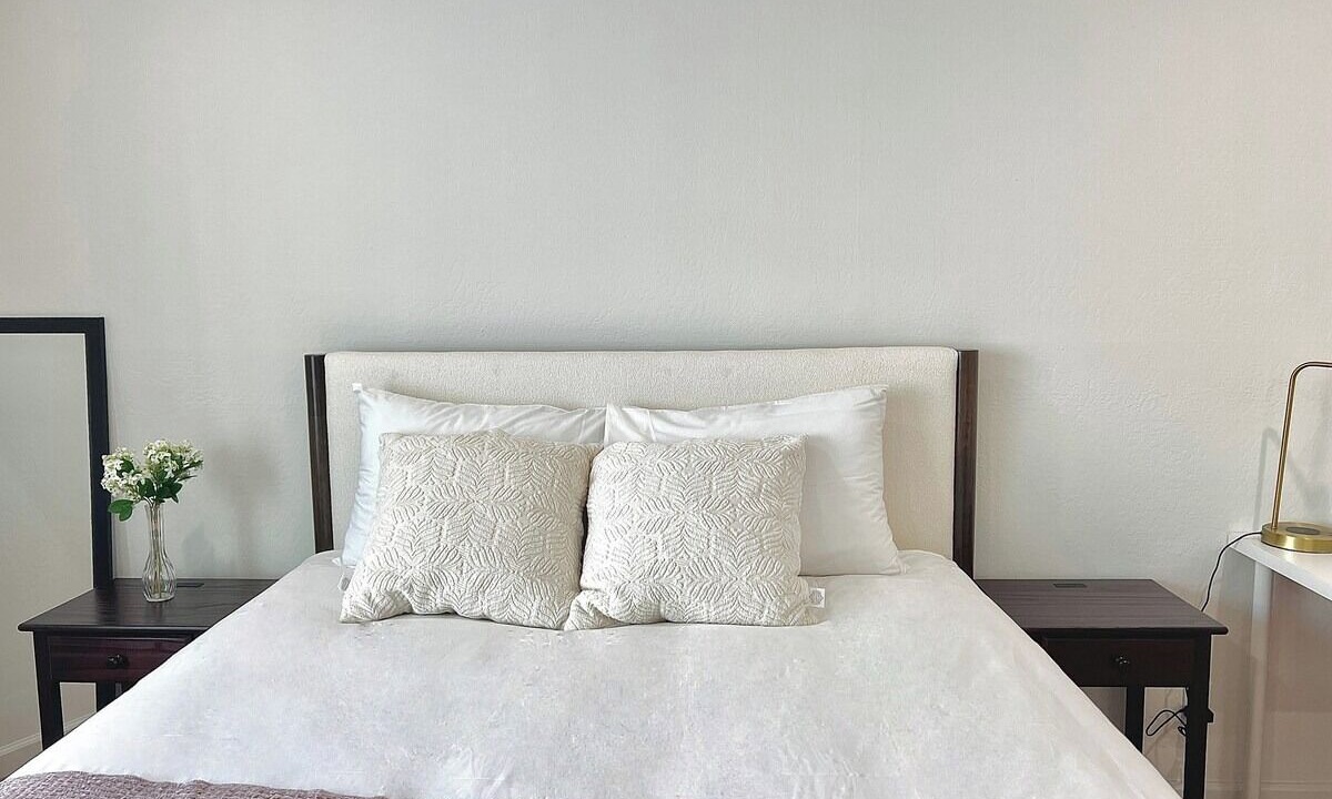 Photo of Bedroom in Westlake