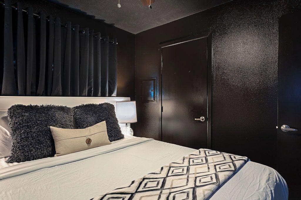 Photo of Bedroom in South Central Houston