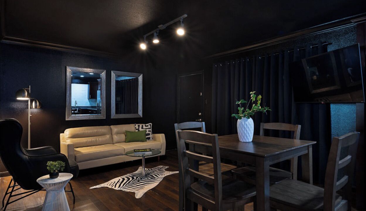 Photo of Livingroom in South Central Houston
