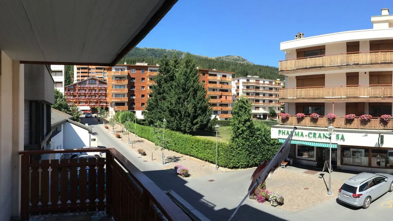 Photo of Outdoor in Noes