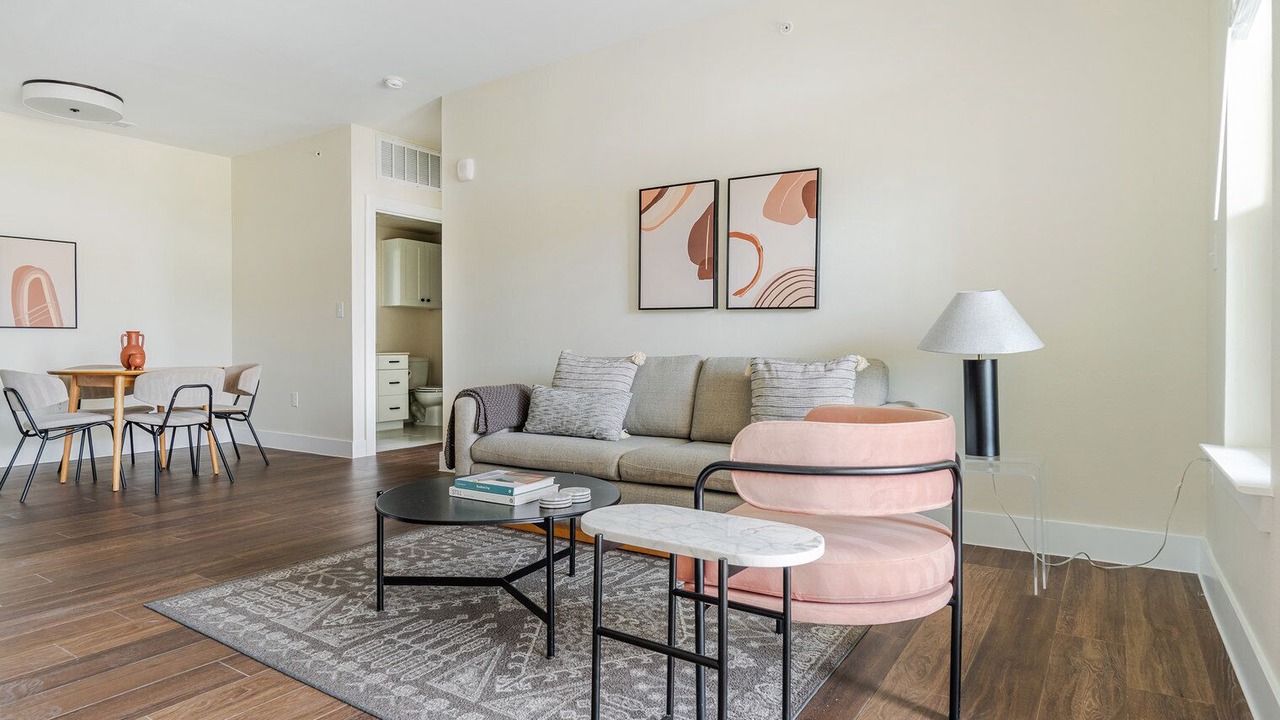 Photo of Livingroom in Scofield Farms