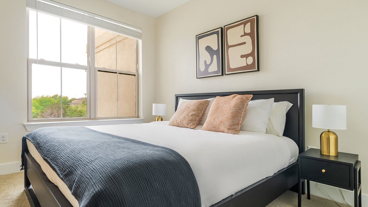 Photo of Bedroom in Scofield Farms