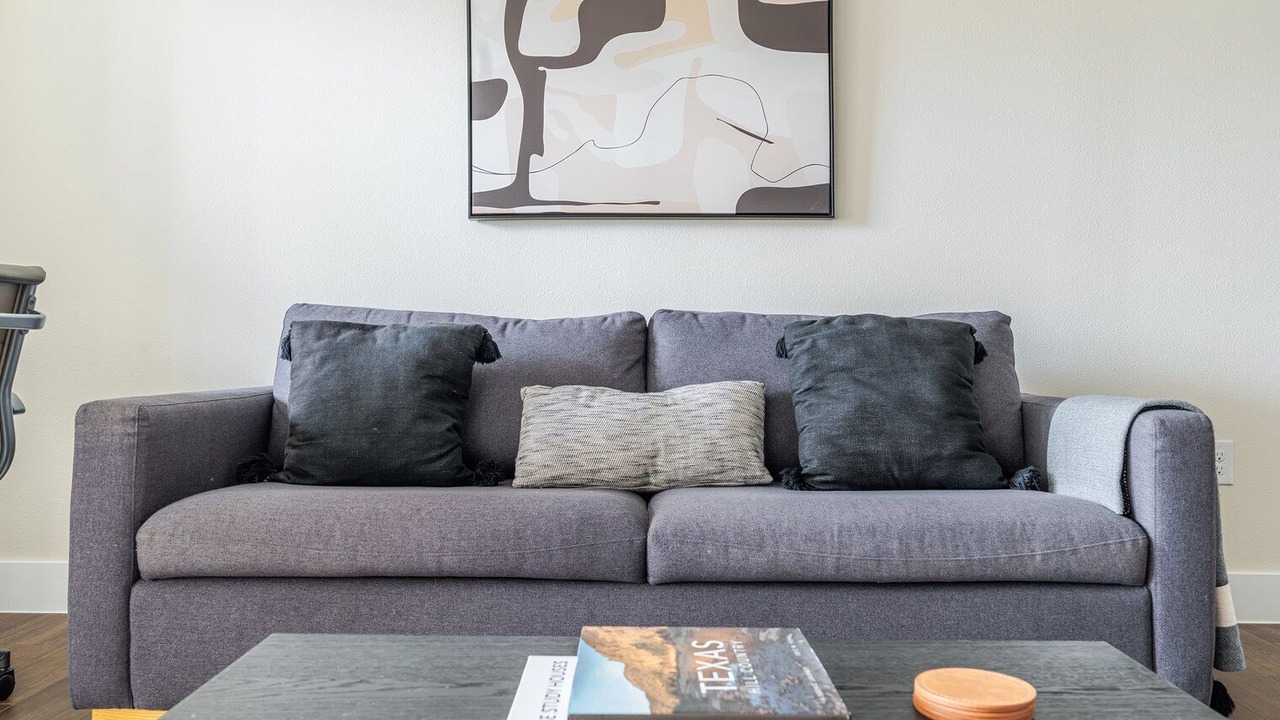 Photo of Livingroom in Scofield Farms